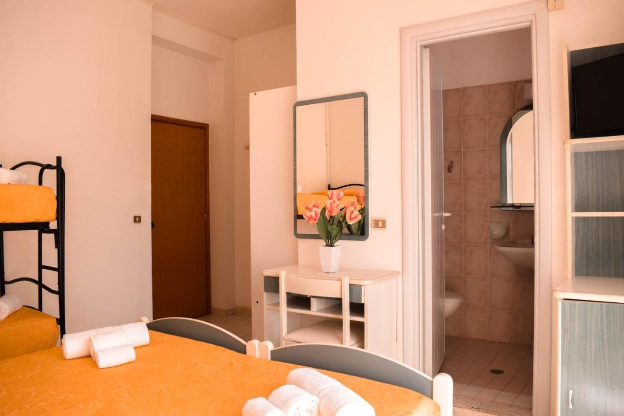 Hotel Zeus Cervia Exterior photo