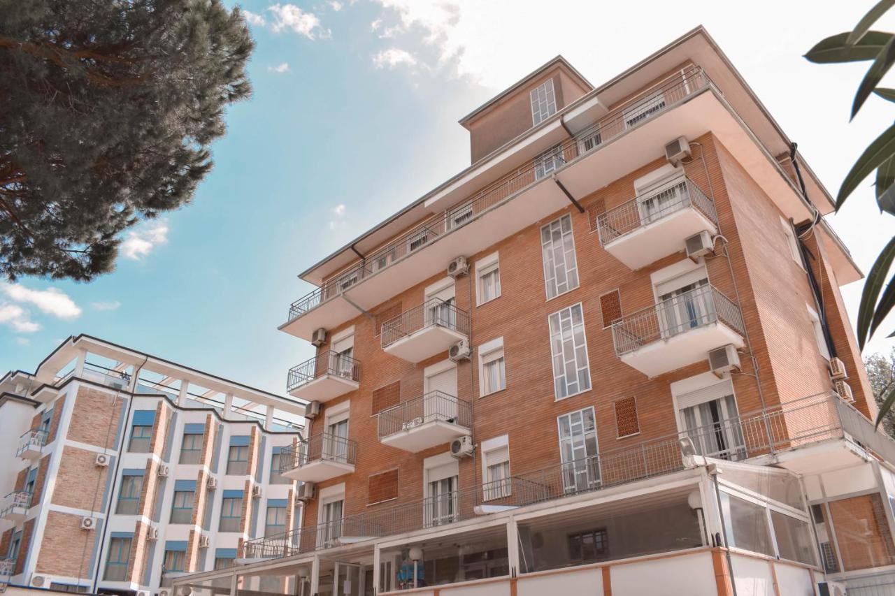 Hotel Zeus Cervia Exterior photo
